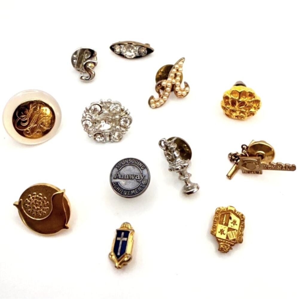 Lot of 12 Vintage Pins Tie Tacks Amway Key Man Sylvania Rhinestone Initial
